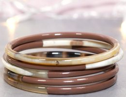 Bracelets-corne-marron-1.jpg