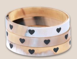 bracelet-coeur-noir-1.jpg